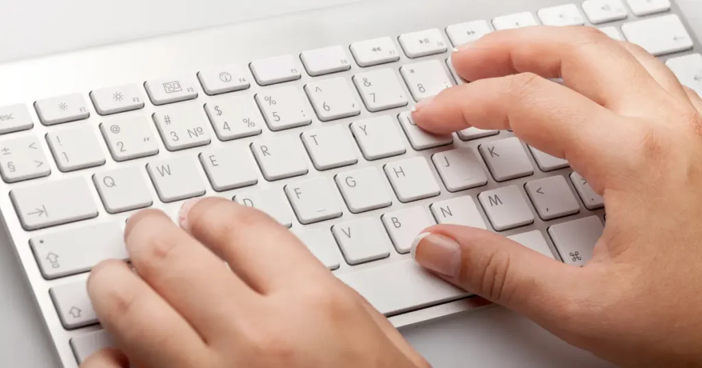 在宅ワークにおすすめのキーボード5選を紹介するイメージ画像